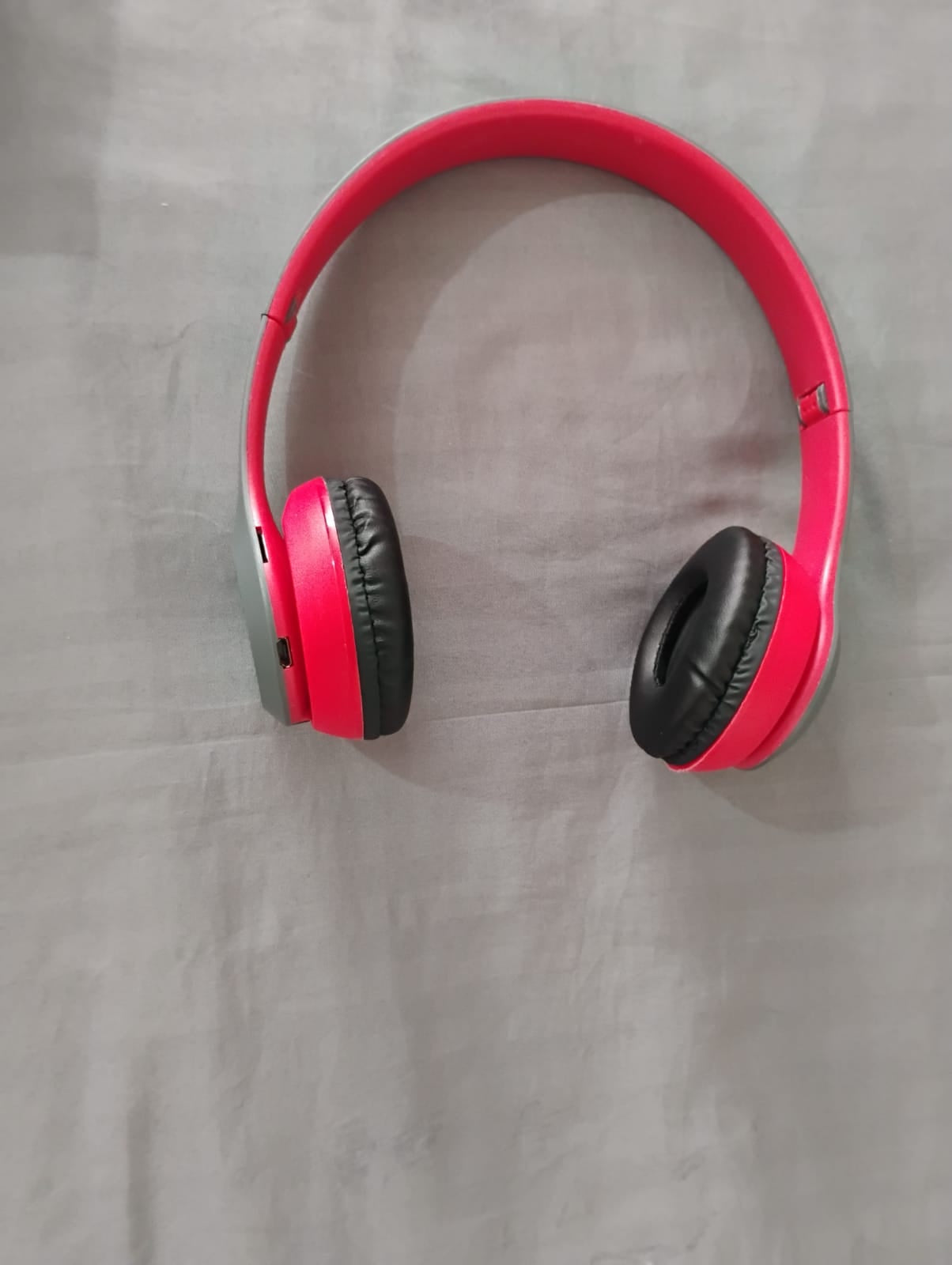 Audifono de diadema BLUETOOTH P47 - TCC0006